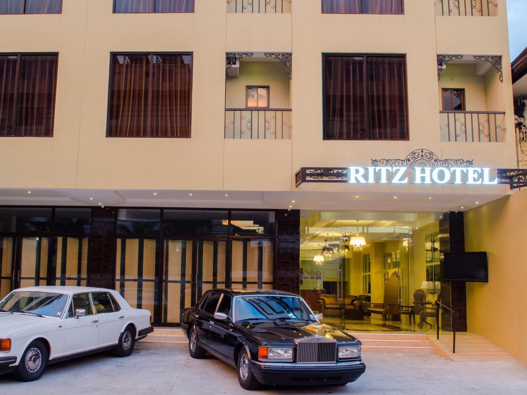 Ritz Hotel Angeles Exterior foto